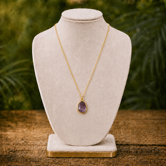 Collana con pietra naturale